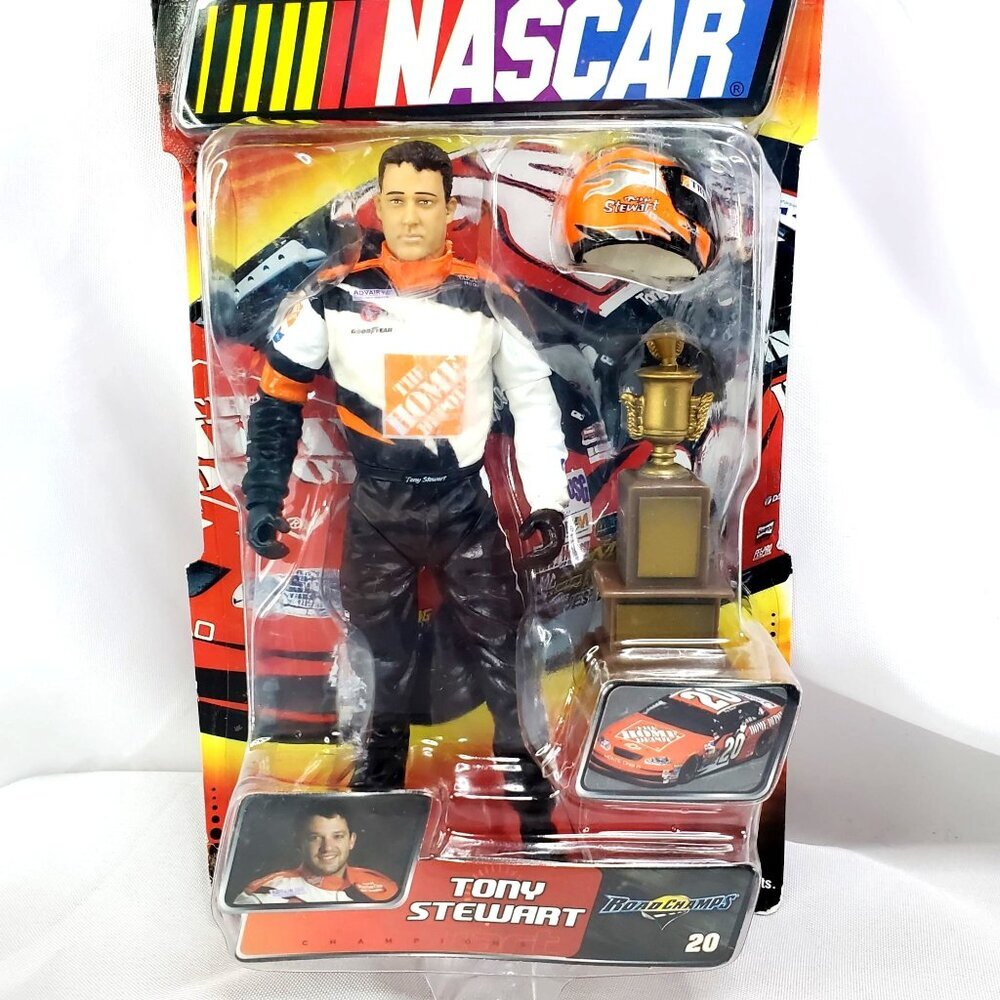 Tony Stewart #20 NASCAR 2003 Action Figure By Jakks Pacific Road Champs 6 inch - Picture 4 of 12